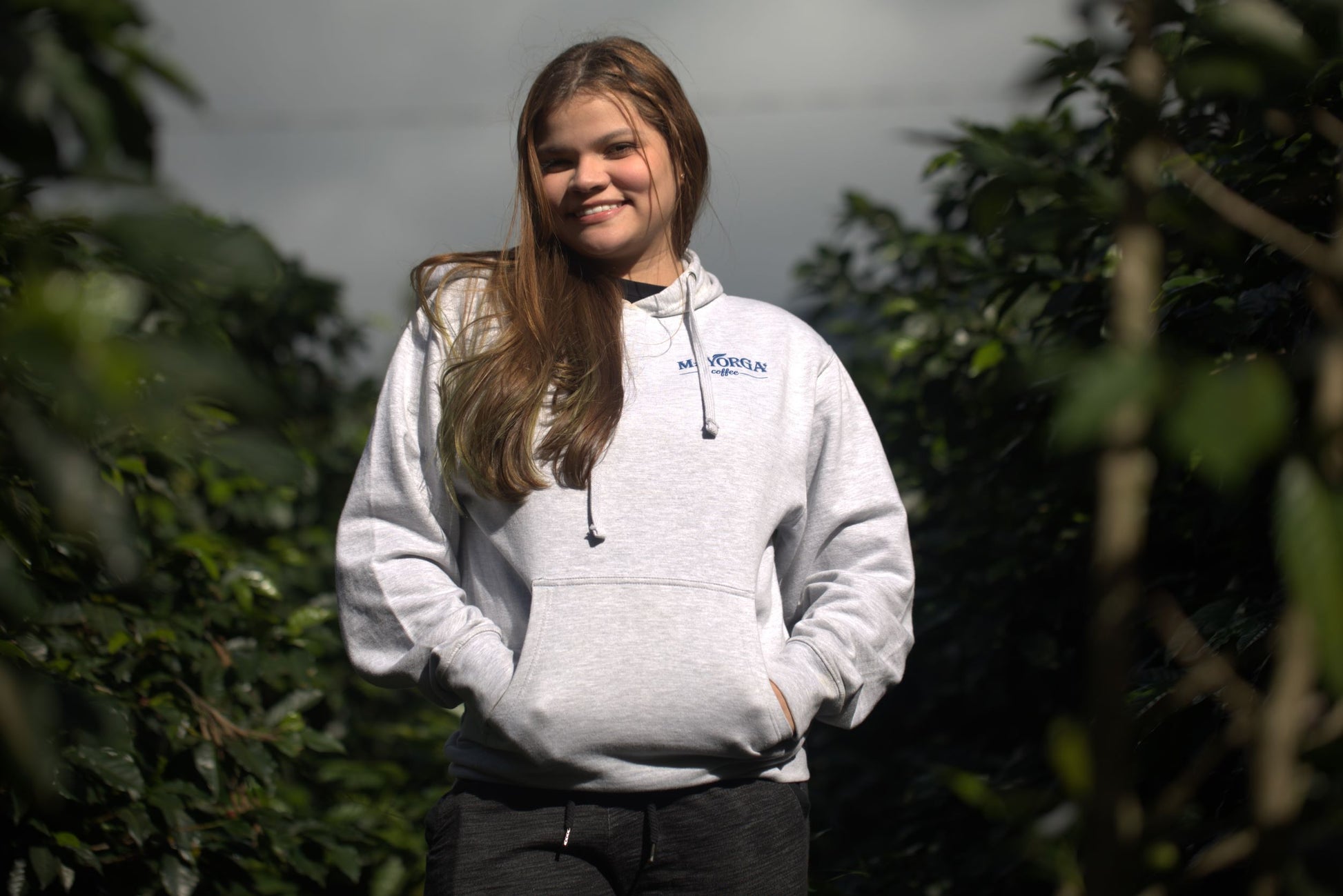 Café Fuerte Como mi Gente Hoodie