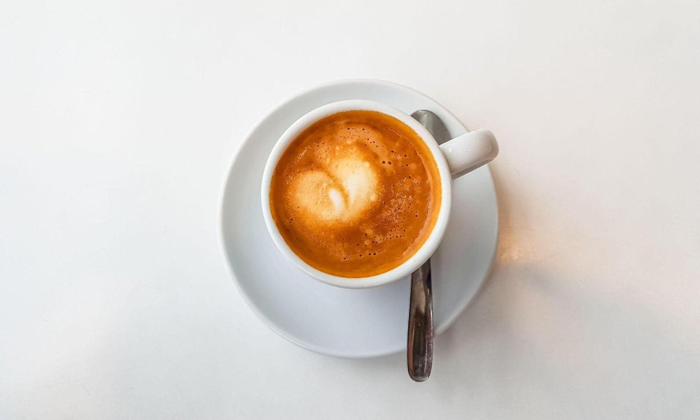 Café con leche made with organic coffee beans