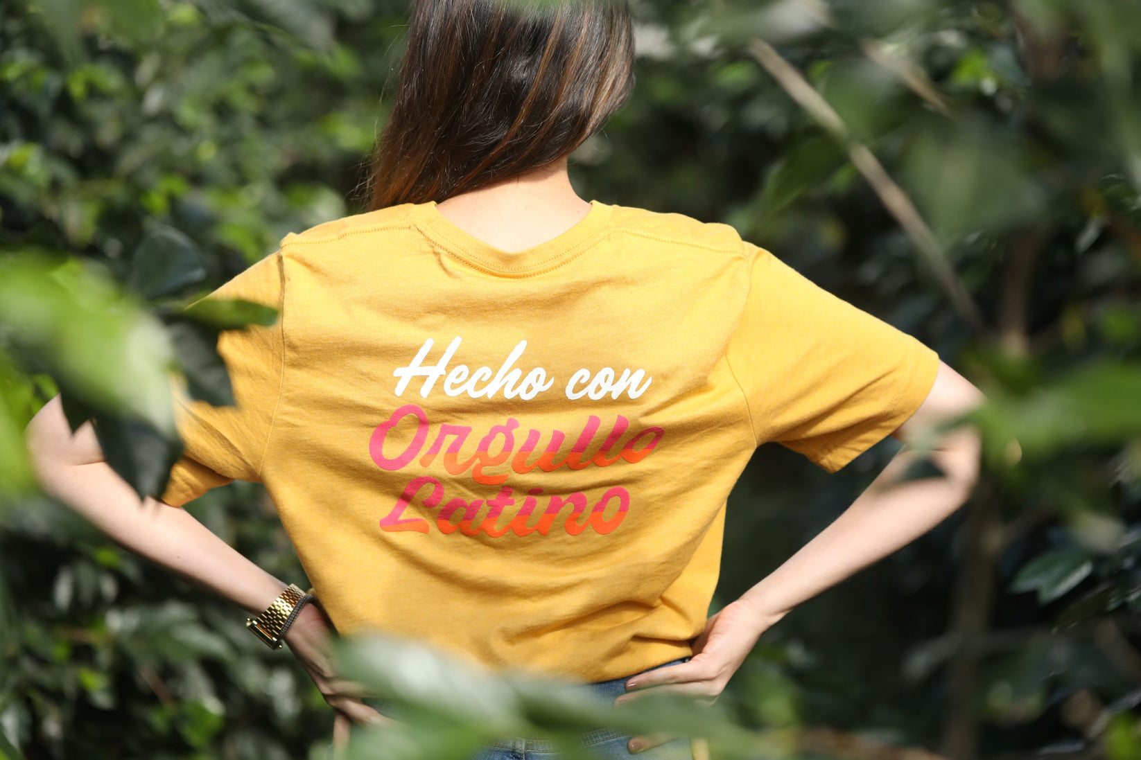 Hecho con Orgullo Latino T-Shirt
